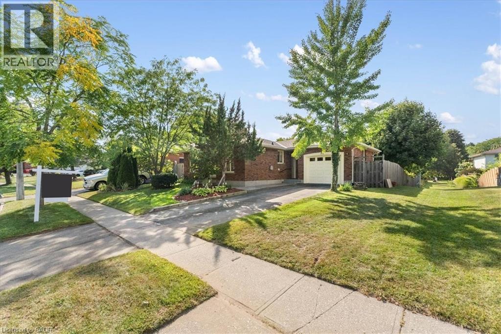 32 Donly Drive N, Simcoe, Ontario  N3Y 4Z8 - Photo 4 - 40769947