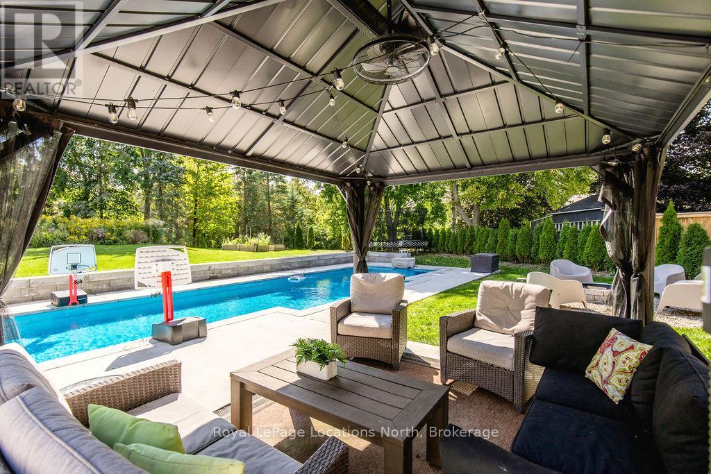 16 Homestead Drive, Clearview, Ontario  L9Y 3Y9 - Photo 41 - S12404475