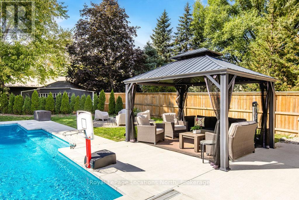 16 Homestead Drive, Clearview, Ontario  L9Y 3Y9 - Photo 44 - S12404475