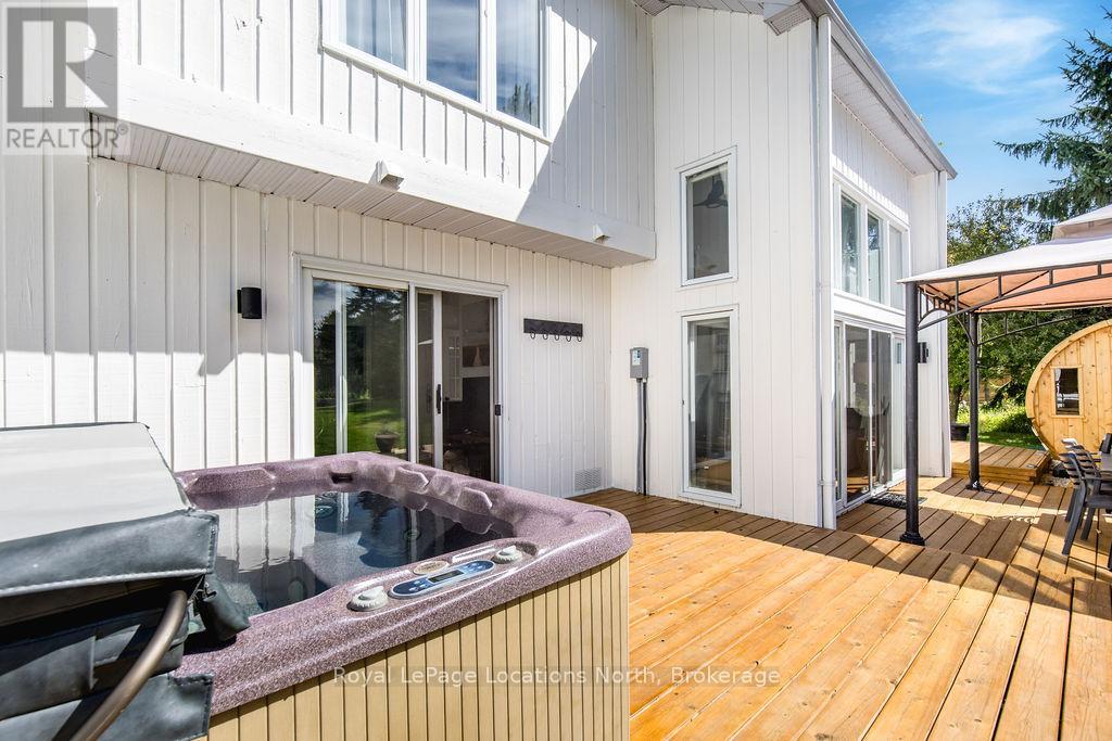 16 Homestead Drive, Clearview, Ontario  L9Y 3Y9 - Photo 47 - S12404475