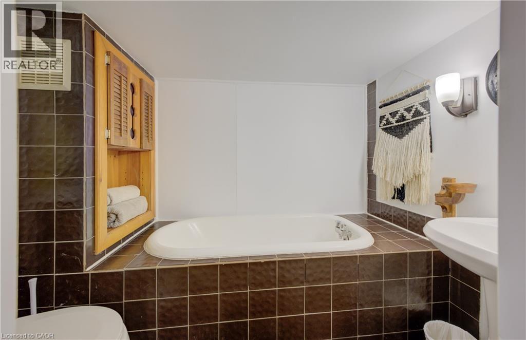 350 Victoria Street S, Kitchener, Ontario  N2M 3A5 - Photo 19 - 40769894