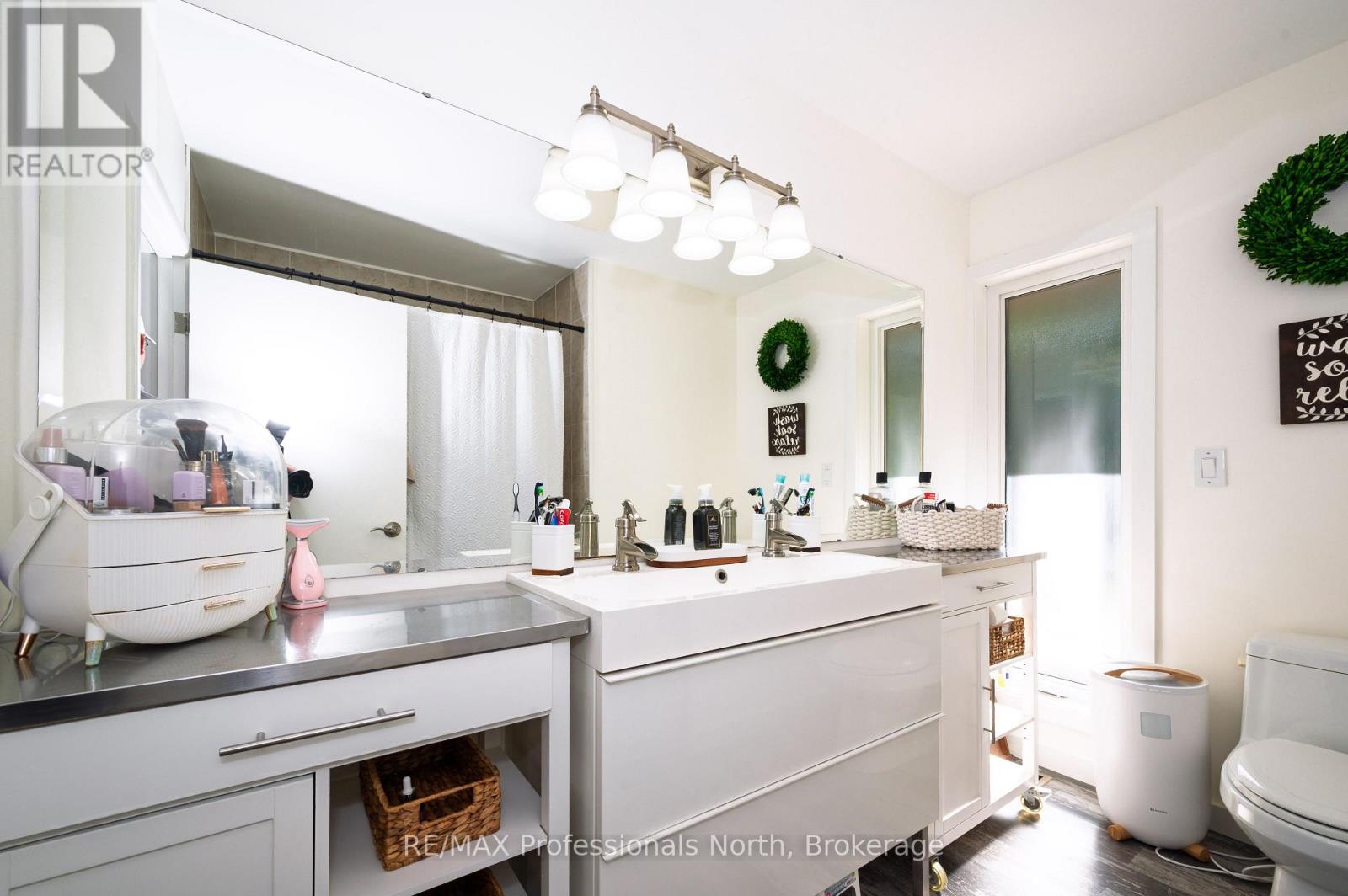 106 Ladell Heights Crescent, Huntsville, Ontario  P0B 1L0 - Photo 14 - X12404622