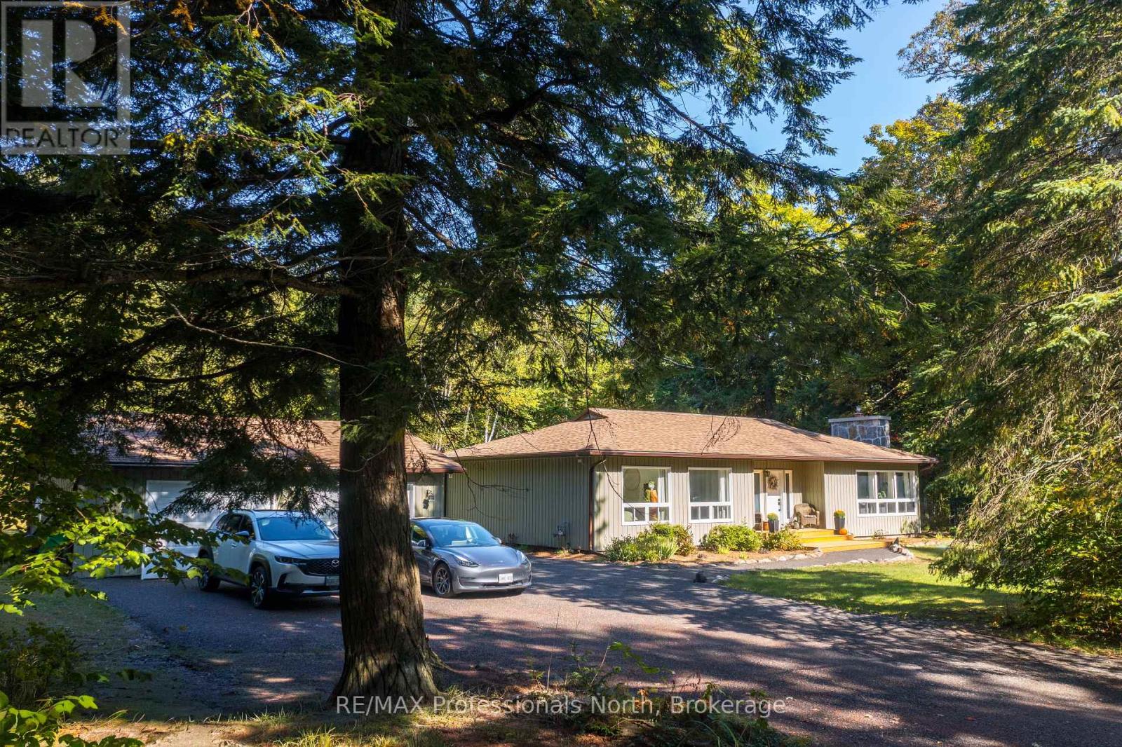 106 Ladell Heights Crescent, Huntsville, Ontario  P0B 1L0 - Photo 6 - X12404622