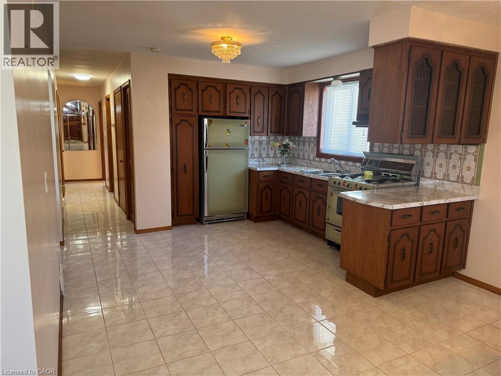 31 Adair Avenue, Hamilton, Ontario  L8H 6A5 - Photo 10 - 40769814