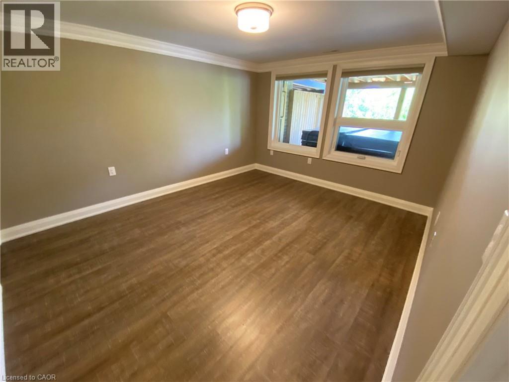 7 Cardinal Mindszenty Boulevard, Hamilton, Ontario  L9B 2M3 - Photo 7 - 40770111