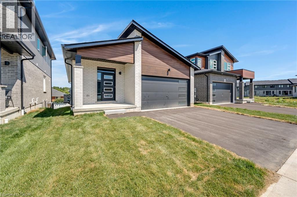 52 Moon Crescent, Cambridge, Ontario  N1S 5A7 - Photo 2 - 40769221