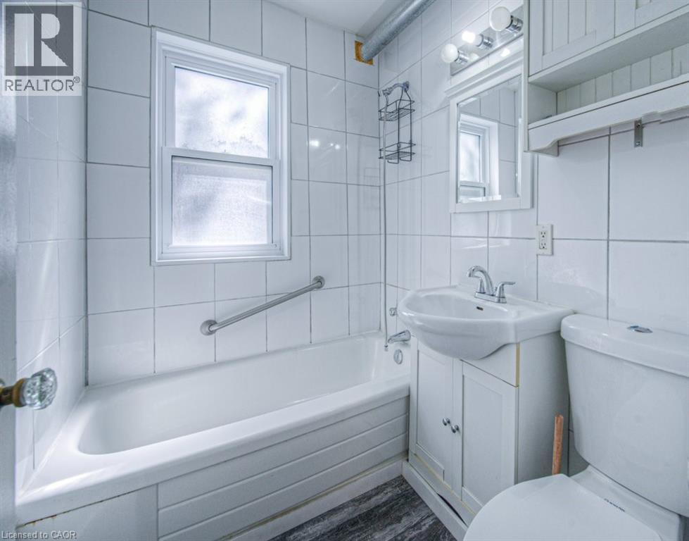 2430 First Street Unit# 1, Burlington, Ontario  L7R 1C6 - Photo 11 - 40768727