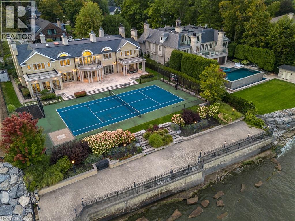 1092 ARGYLE Drive, Oakville, Ontario