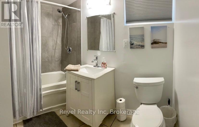 28 Lannan Drive, Tiny, Ontario  L9M 0H3 - Photo 15 - S12405970