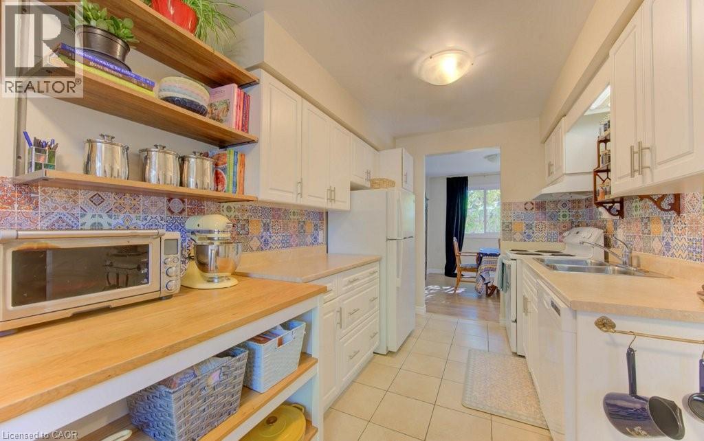 476 Kingscourt Drive Unit# 15, Waterloo, Ontario  N2K 3R3 - Photo 14 - 40769578
