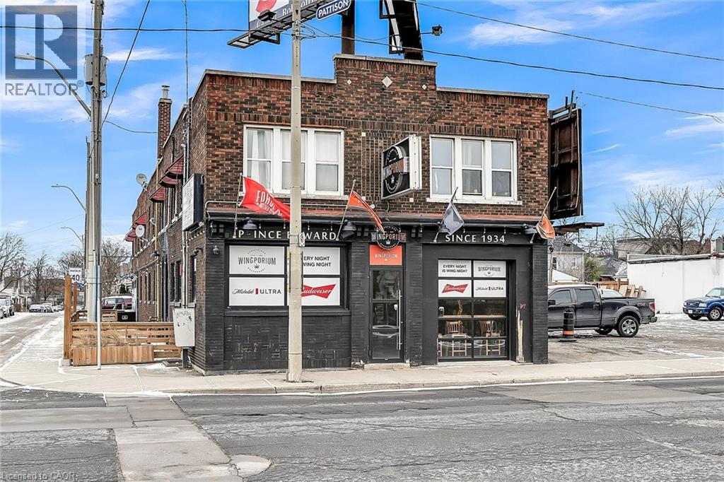 737 BARTON Street E, Hamilton, Ontario