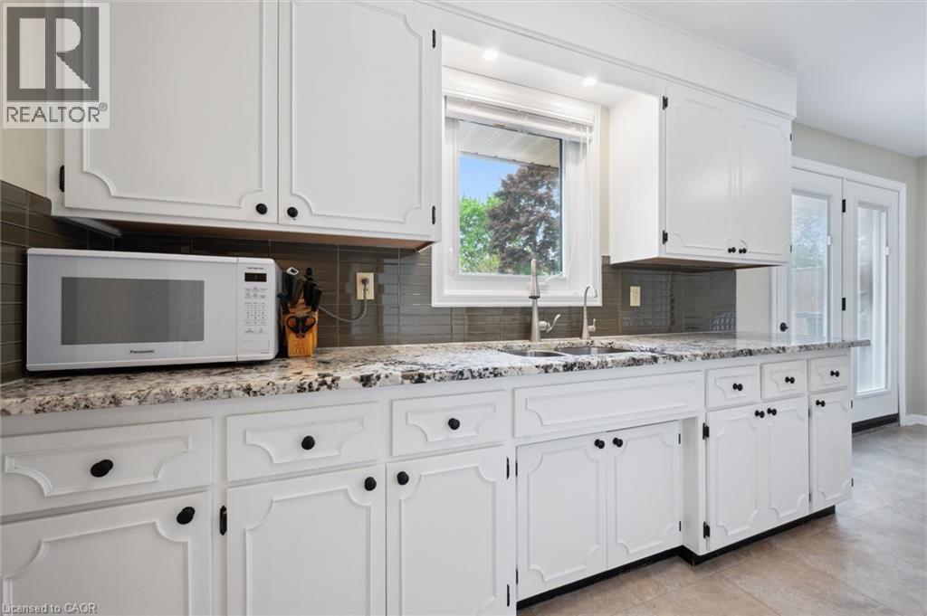 100 Burbank Road, Kitchener, Ontario  N2B 1E2 - Photo 6 - 40754040