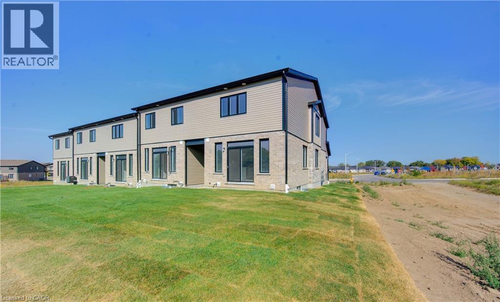 161 Dunnigan Drive, Kitchener, Ontario  N2B 0B1 - Photo 37 - 40768795