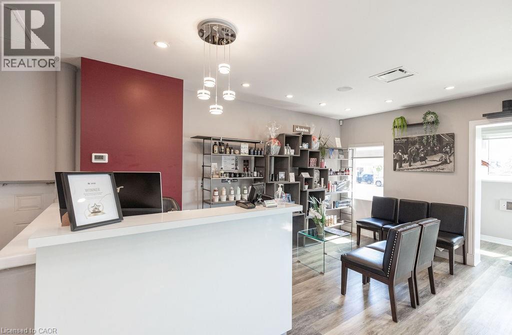 664 Upper James Street, Hamilton, Ontario  L9C 2Z3 - Photo 9 - 40769956