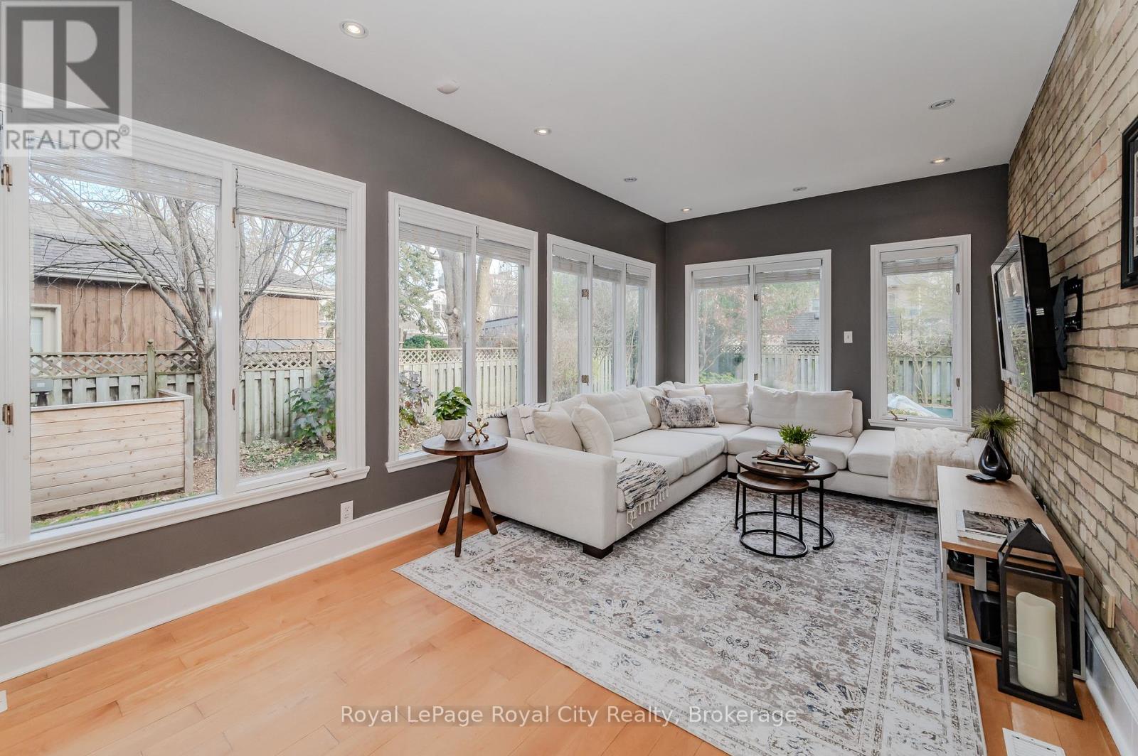 42 Liverpool Street, Guelph, Ontario  N1H 2K9 - Photo 14 - X12406267
