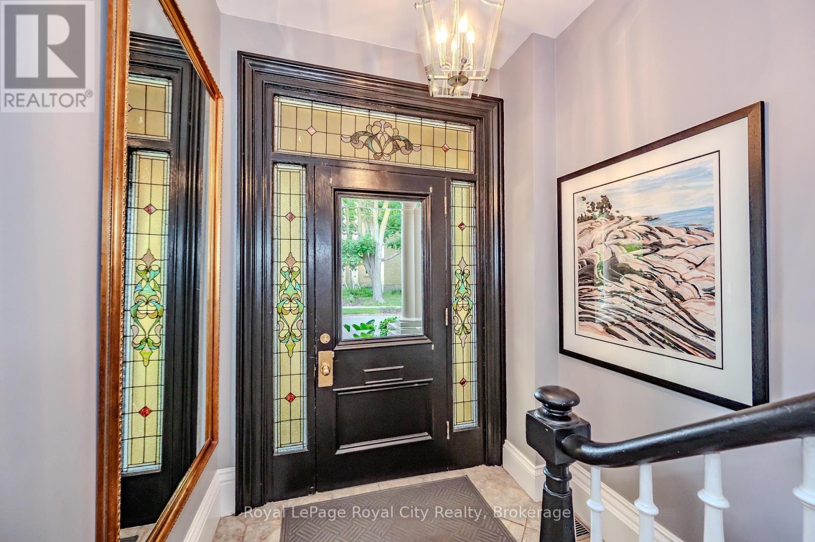 42 Liverpool Street, Guelph, Ontario  N1H 2K9 - Photo 5 - X12406267