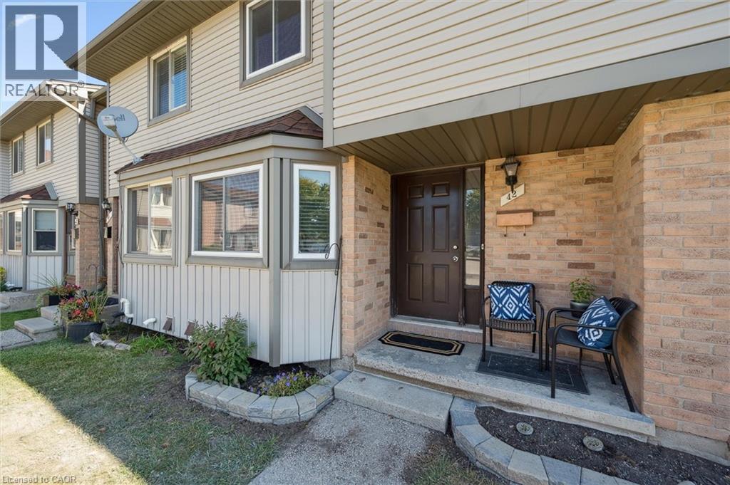 700 Erinbrook Drive Unit# 42, Kitchener, Ontario  N2E 2S7 - Photo 4 - 40770203