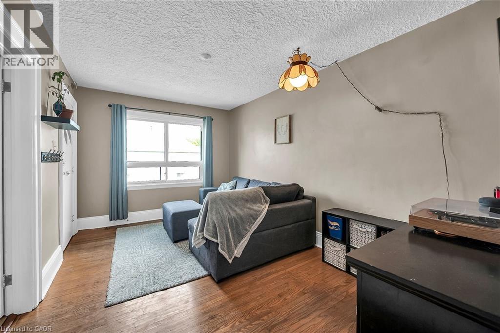 244 Cope Street, Hamilton, Ontario  L8H 5B5 - Photo 3 - 40770245