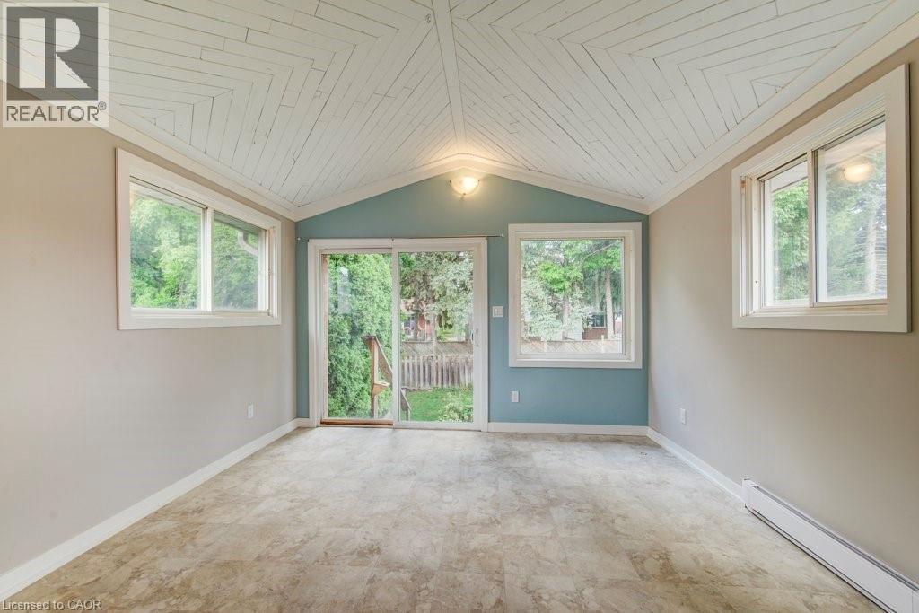 558 Sprucehill Avenue, Waterloo, Ontario  N2L 4V7 - Photo 10 - 40770204