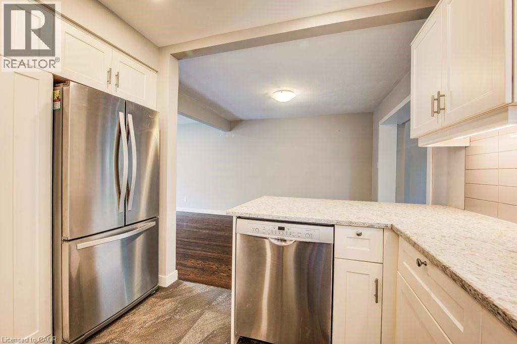 558 Sprucehill Avenue, Waterloo, Ontario  N2L 4V7 - Photo 7 - 40770204