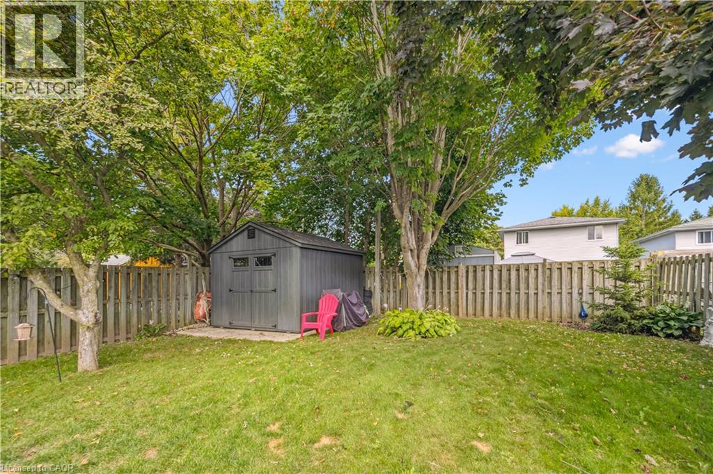 658 Holman Crescent, Centre Wellington, Ontario  N1M 3M2 - Photo 38 - 40770421