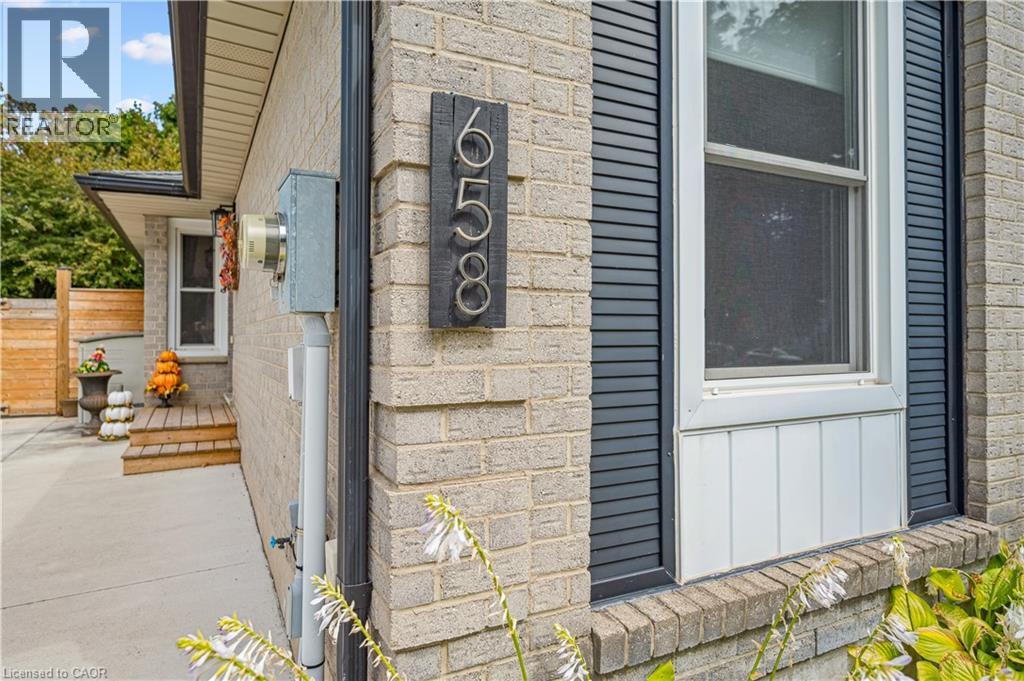 658 Holman Crescent, Centre Wellington, Ontario  N1M 3M2 - Photo 4 - 40770421