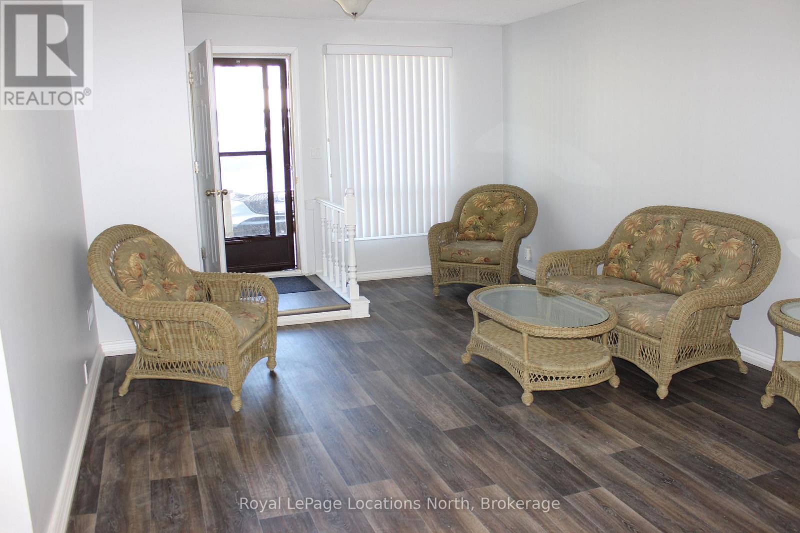 112 Smallman Drive, Wasaga Beach, Ontario  L9Z 1L3 - Photo 26 - S12408836