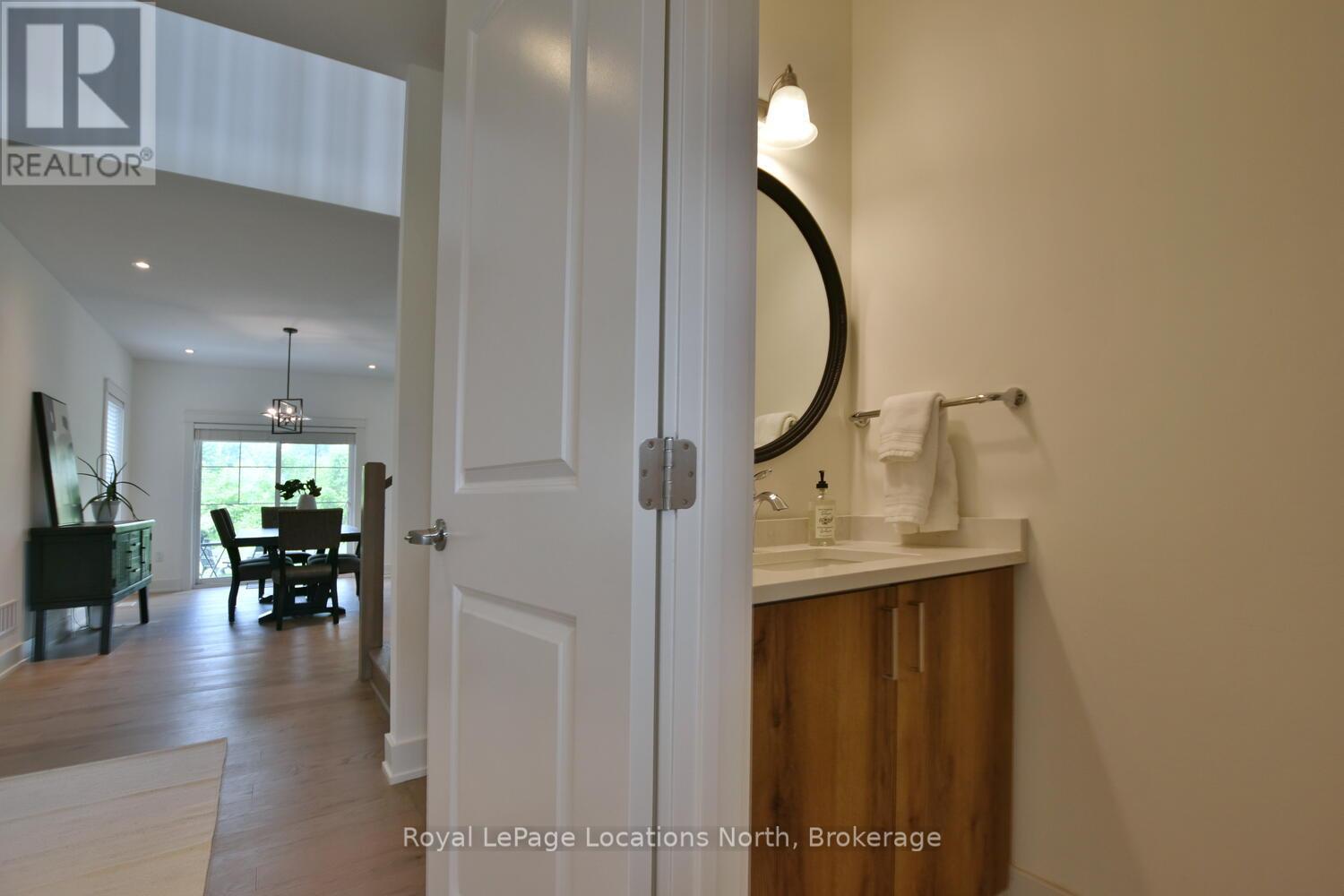 216 Snowberry Lane, Georgian Bluffs, Ontario  N0H 1S0 - Photo 24 - X12409161