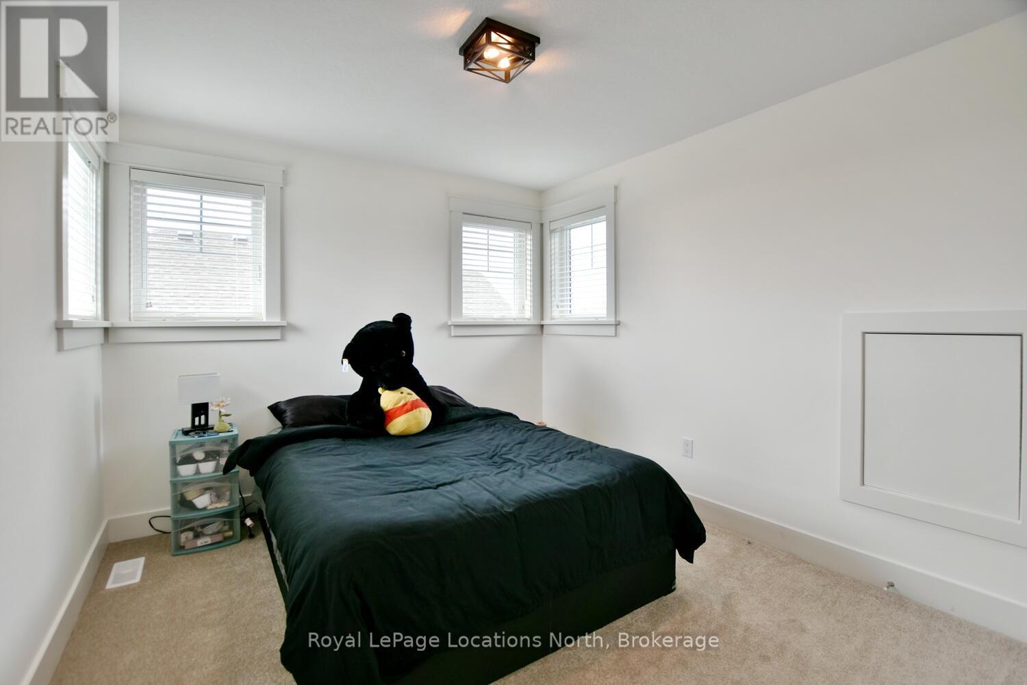 216 Snowberry Lane, Georgian Bluffs, Ontario  N0H 1S0 - Photo 29 - X12409161