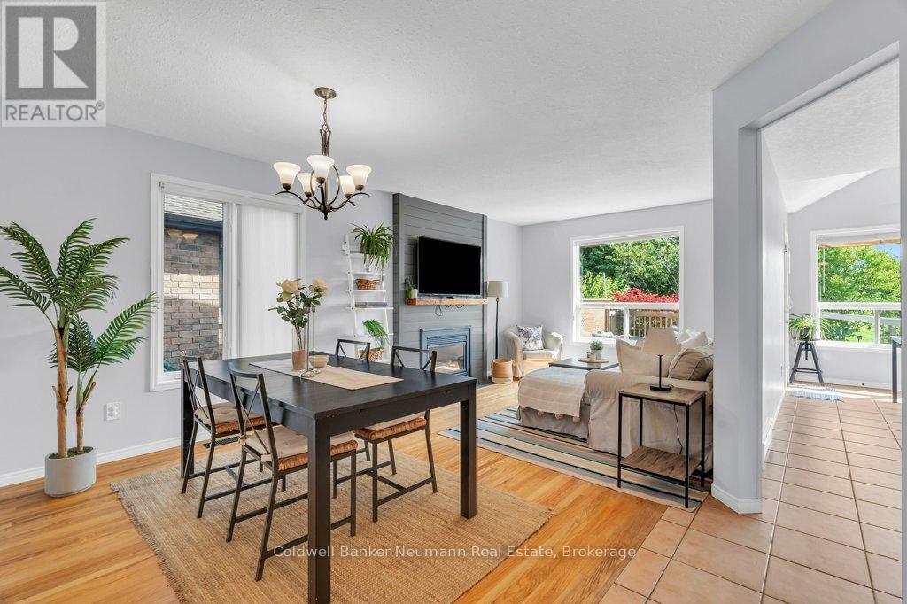 71 Waxwing Crescent, Guelph, Ontario  N1C 1E3 - Photo 10 - X12409386