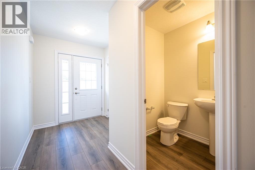 253 Benninger Drive Unit# Upper, Kitchener, Ontario  N2E 0K1 - Photo 3 - 40770494