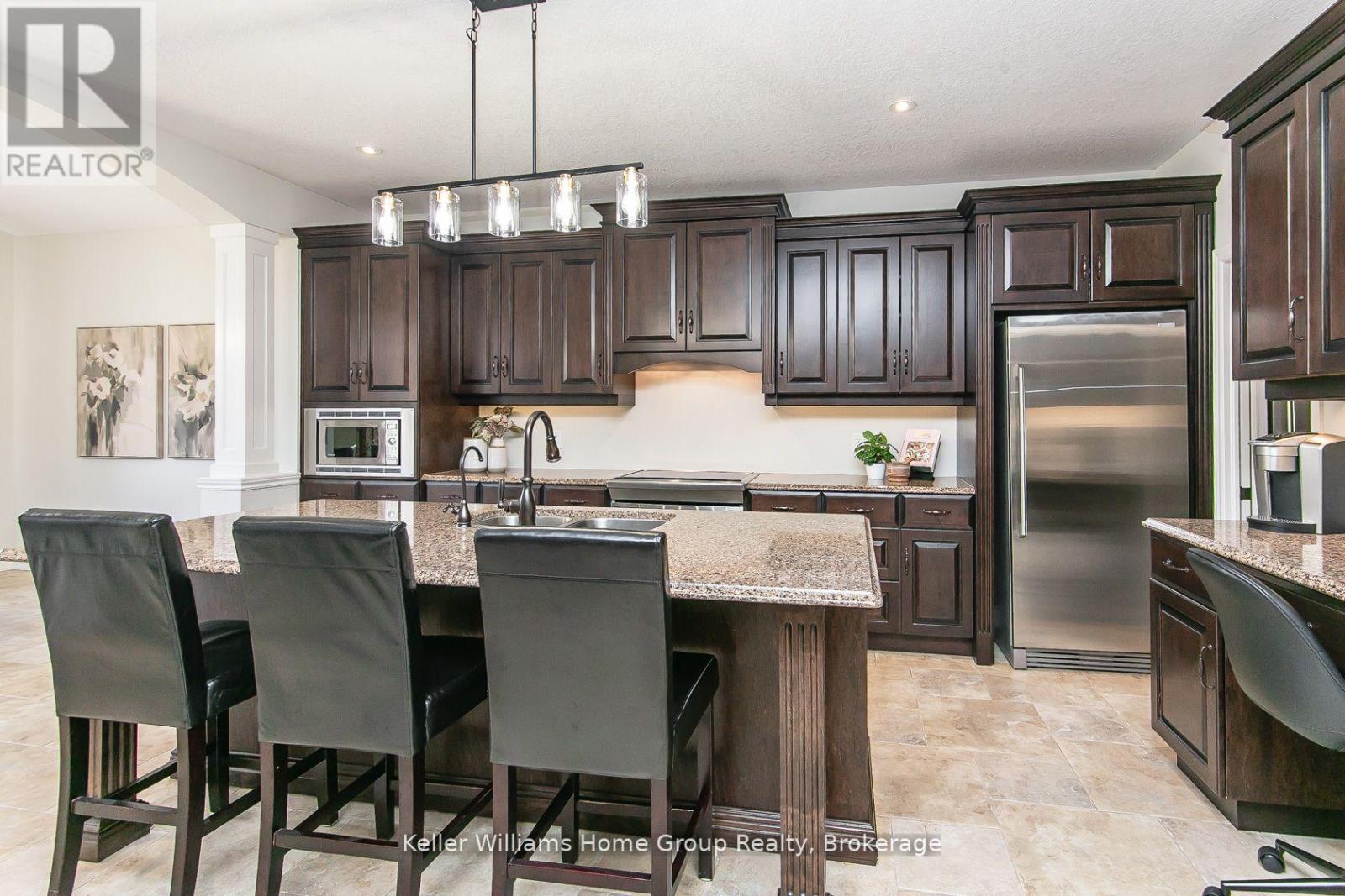 70 Waverley Drive, Guelph, Ontario  N1E 6C8 - Photo 12 - X12410195