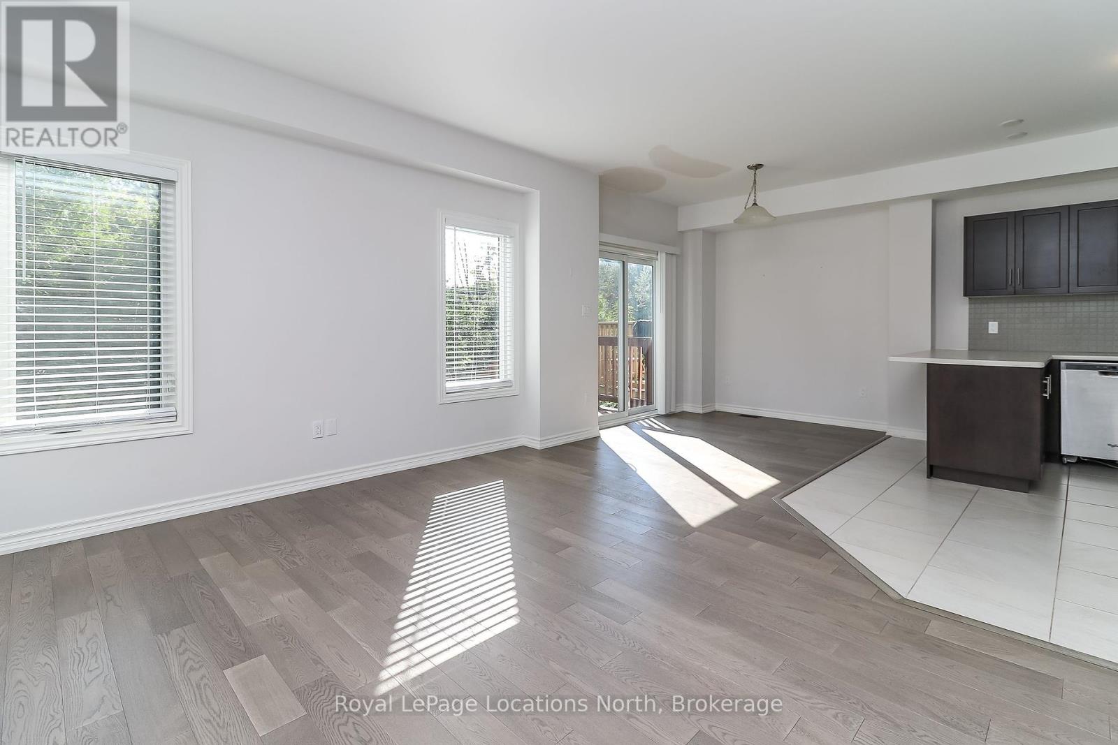 107 Rosie Street, Blue Mountains, Ontario  N0H 1J0 - Photo 14 - X12410617