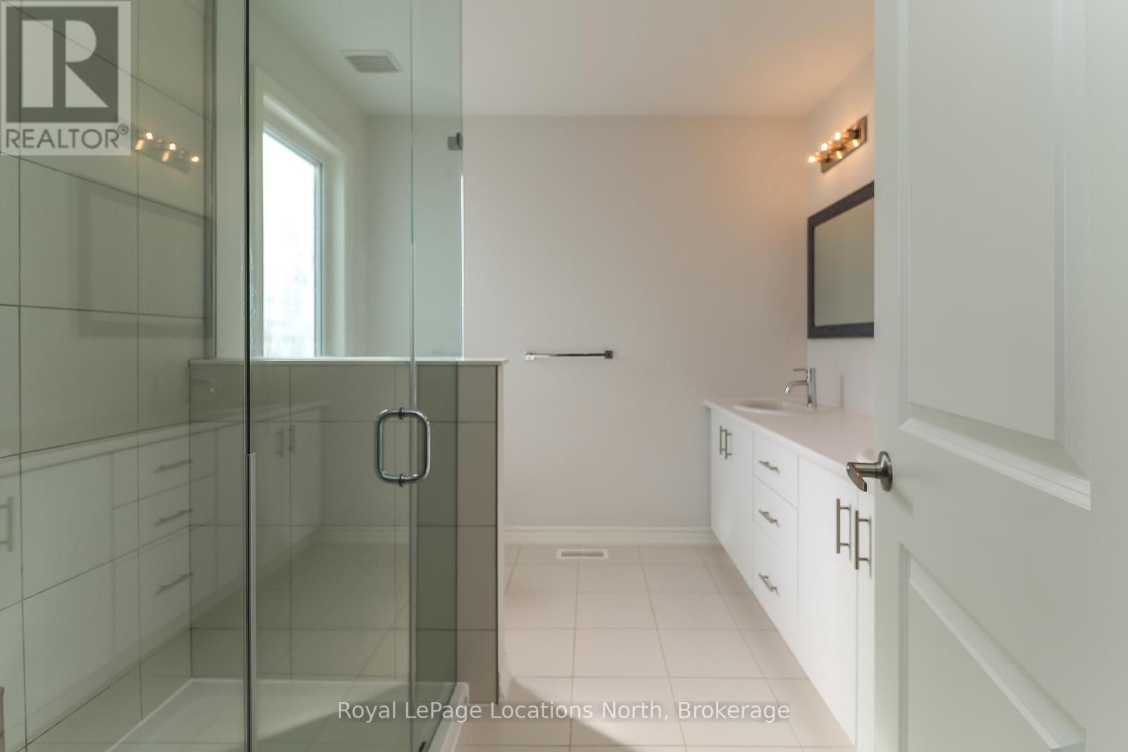 107 Rosie Street, Blue Mountains, Ontario  N0H 1J0 - Photo 24 - X12410617