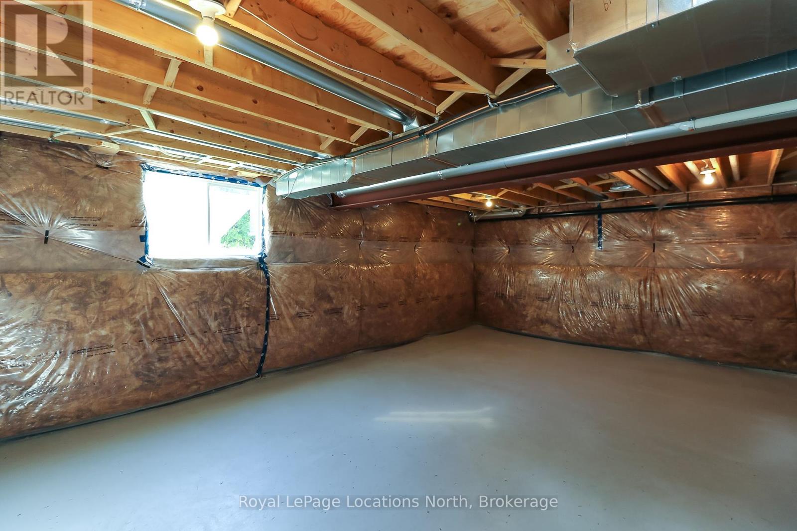 107 Rosie Street, Blue Mountains, Ontario  N0H 1J0 - Photo 26 - X12410617