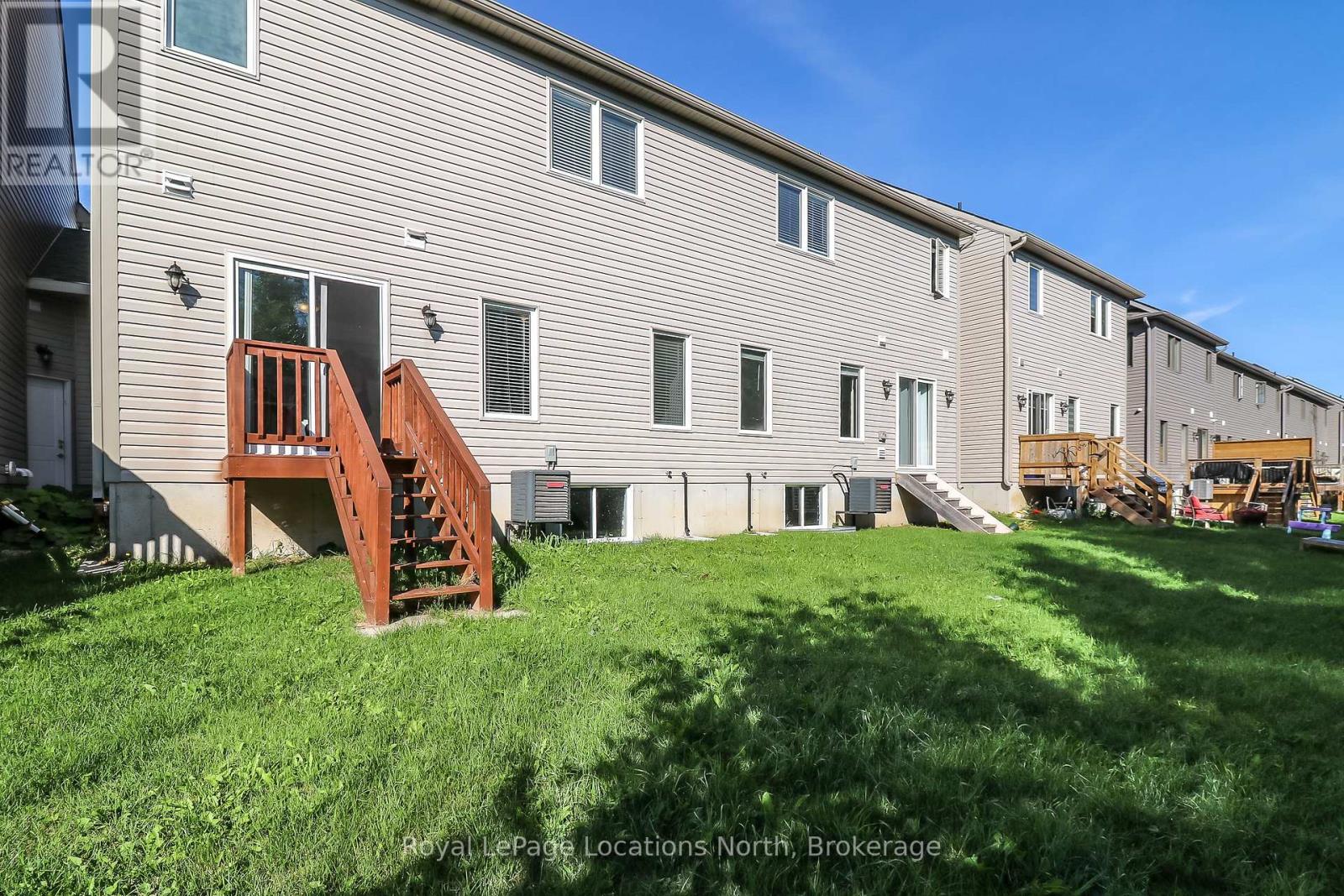 107 Rosie Street, Blue Mountains, Ontario  N0H 1J0 - Photo 30 - X12410617