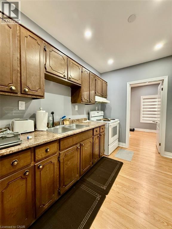 311 Marlborough Street, Brantford, Ontario  N3S 4T8 - Photo 13 - 40771095