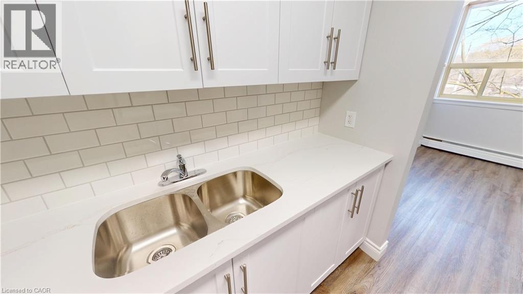3189 King Street E Unit# 711, Kitchener, Ontario  N2A 1B2 - Photo 6 - 40770677