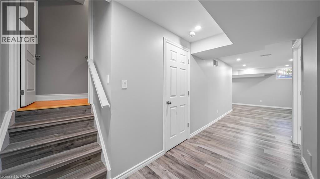 548 Terrace Way, Oakville, Ontario  L6M 1N6 - Photo 24 - 40771198
