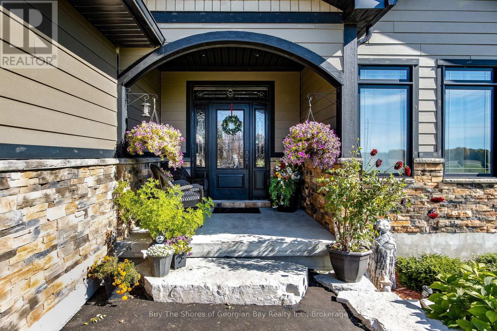 399 Dawson's Side Road, Tiny, Ontario  L0K 2T0 - Photo 3 - S12412400