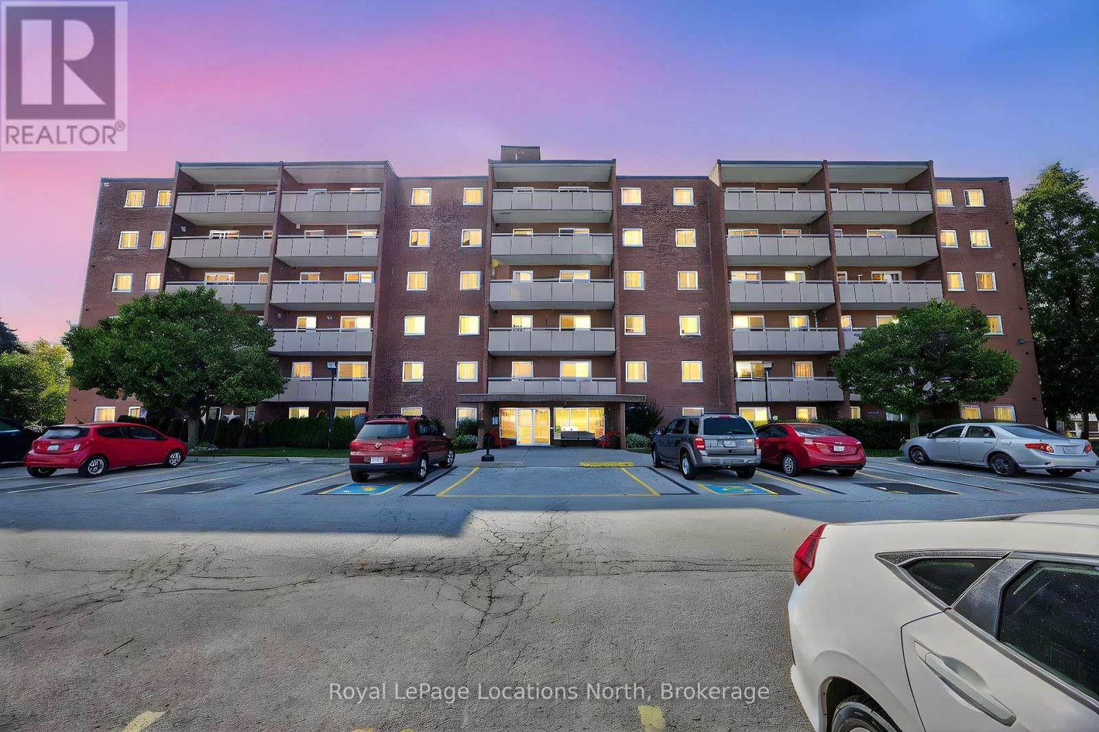 209 - 460 Ontario Street, Collingwood, Ontario  L9Y 4E5 - Photo 1 - S12416046