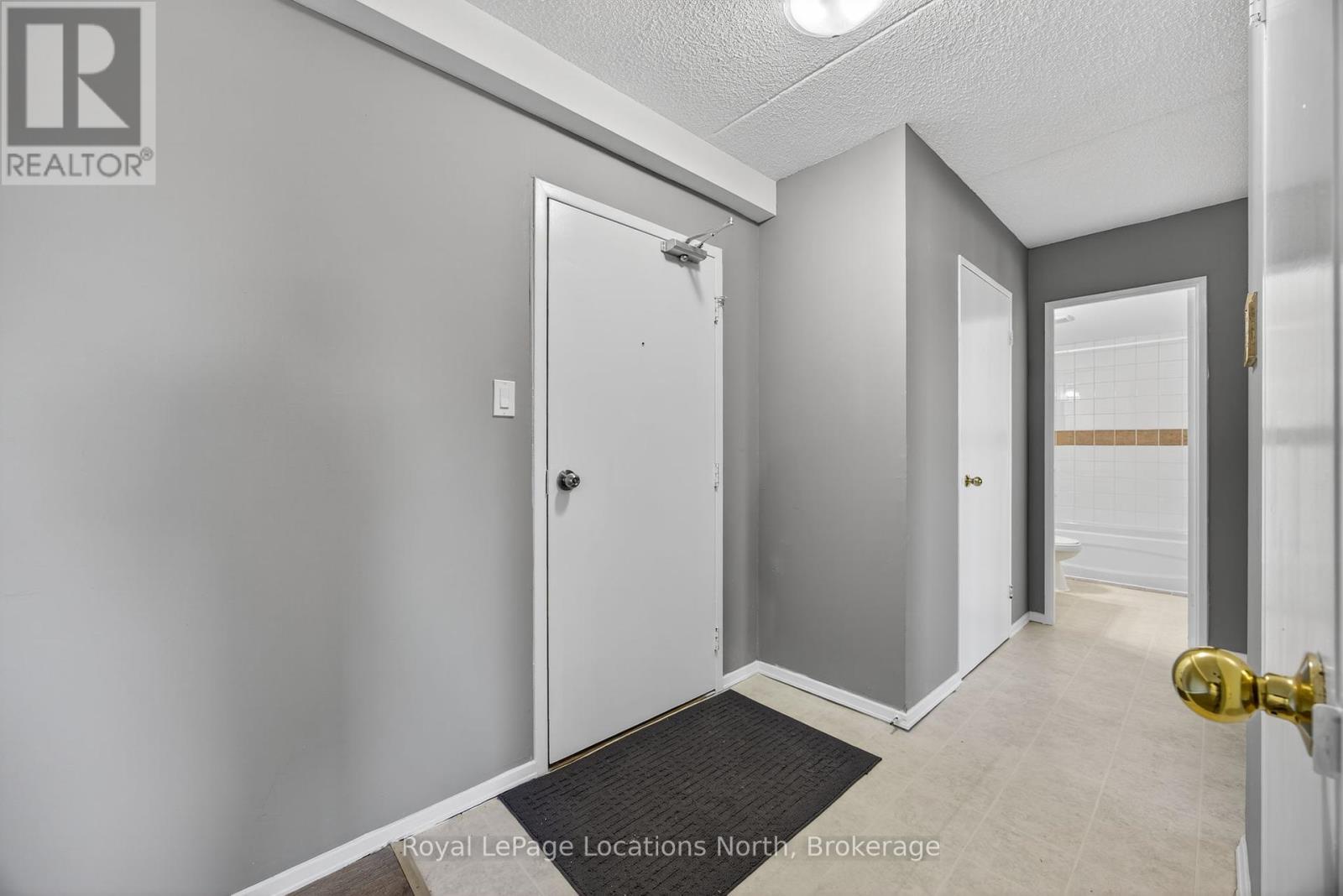 209 - 460 Ontario Street, Collingwood, Ontario  L9Y 4E5 - Photo 7 - S12416046