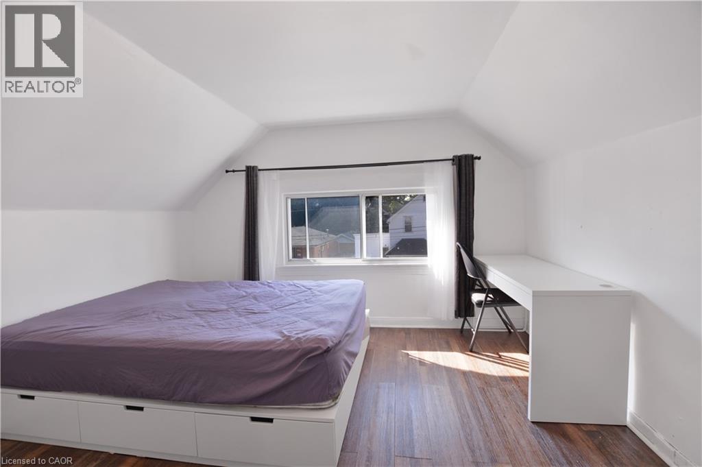 61 Broadway Avenue, Hamilton, Ontario  L8S 2V9 - Photo 4 - 40771839