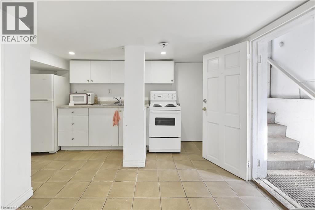 61 Broadway Avenue, Hamilton, Ontario  L8S 2V9 - Photo 6 - 40771839