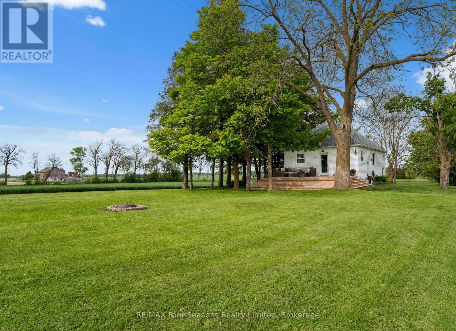 1154 Fairgrounds Road S, Clearview, Ontario  L0M 1S0 - Photo 15 - S12417095