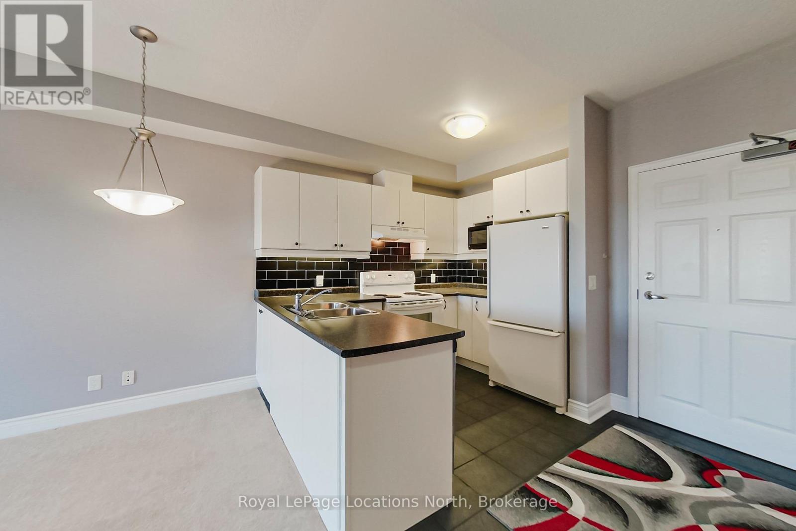 306 - 91 Raglan Street, Collingwood, Ontario  L9Y 0B2 - Photo 11 - S12417333