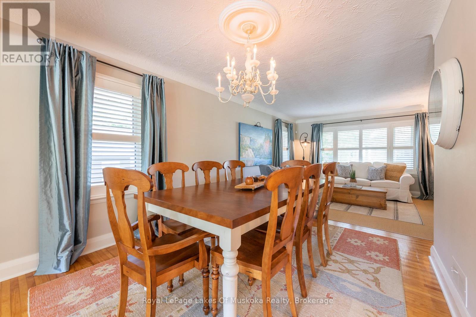 9 Mountview Avenue, Huntsville, Ontario  P1H 1G8 - Photo 10 - X12418149
