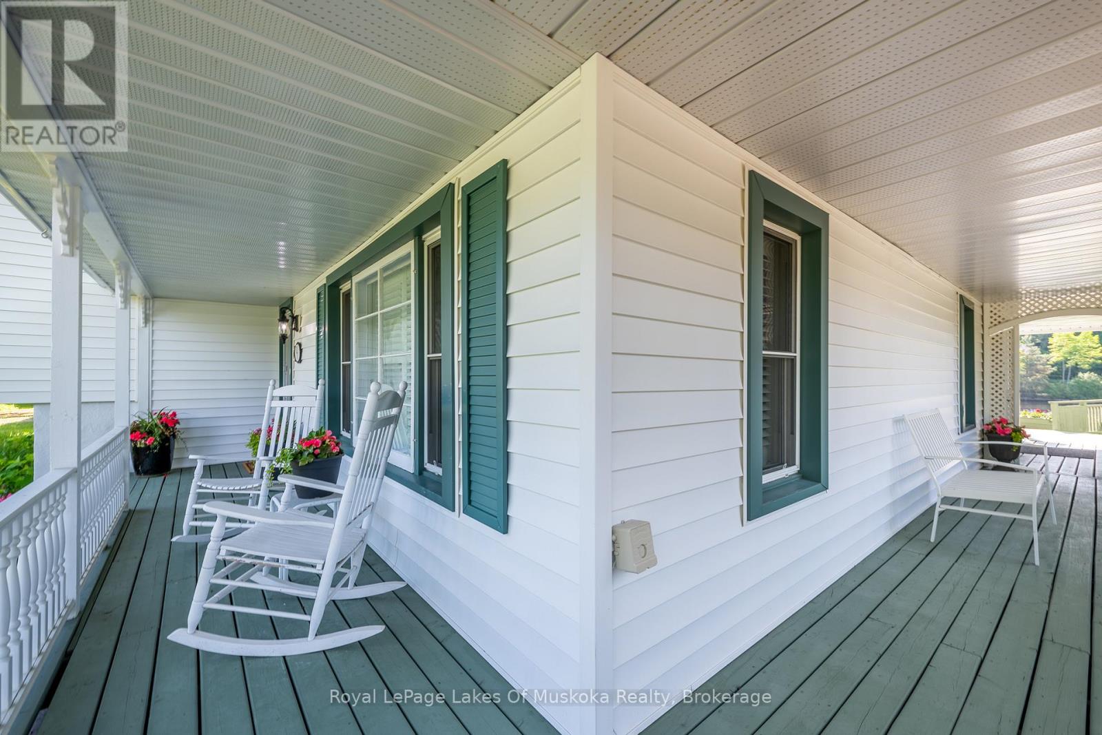 9 Mountview Avenue, Huntsville, Ontario  P1H 1G8 - Photo 28 - X12418149
