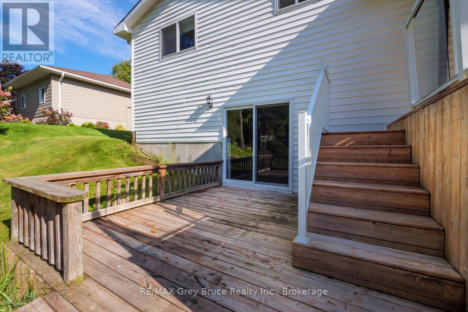 699 20th Street W, Owen Sound, Ontario  N4K 4E1 - Photo 23 - X12419074