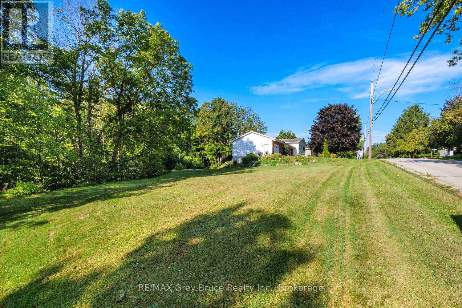 699 20th Street W, Owen Sound, Ontario  N4K 4E1 - Photo 28 - X12419074